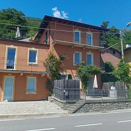 Apartment My Holiday- House La Gemma Gera Lario